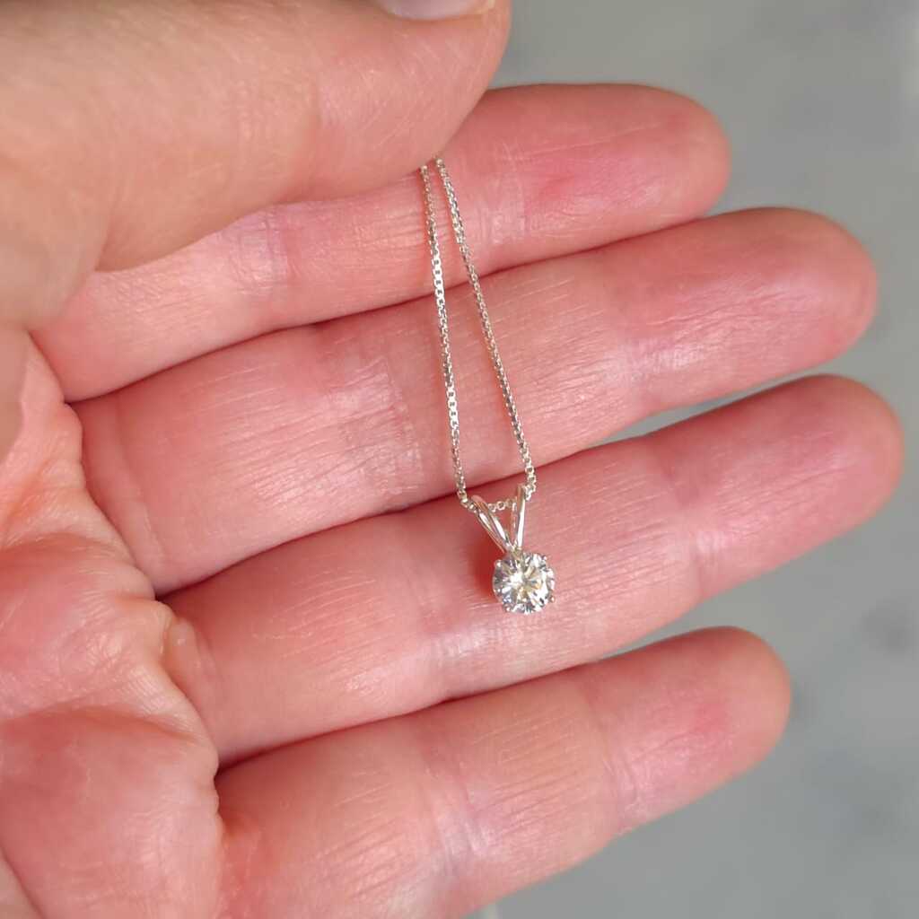 COLLAR PUNTO DE LUZ - Magnolia Joyas