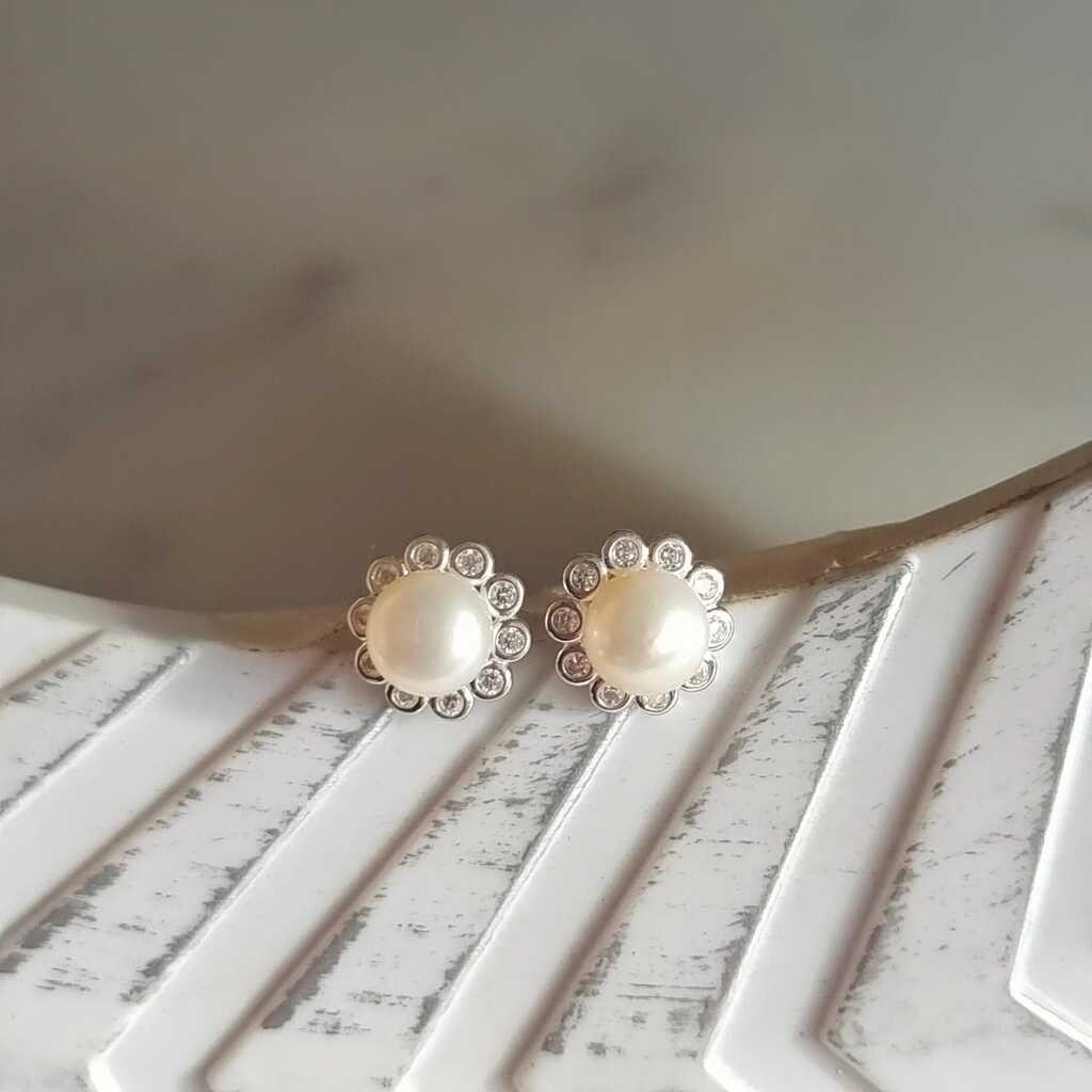 AROS DALIA PLATA 925 - Magnolia Joyas