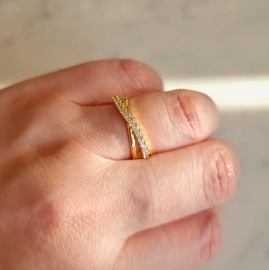 ANILLO ENTRELAZADO