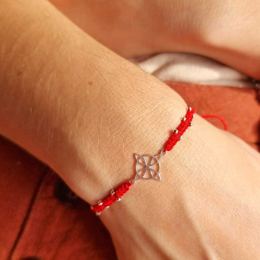 PULSERA PROTECCIÓN NUDO DE BRUJA - Magnolia Joyas