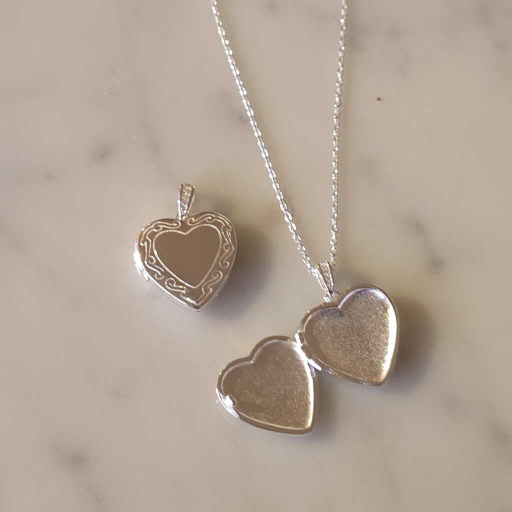 RELICARIO CORAZÓN AMADO
